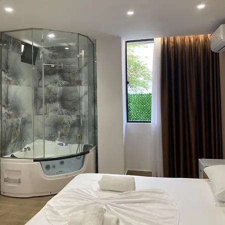 Sea La Vie Hotel Kryemëdhej